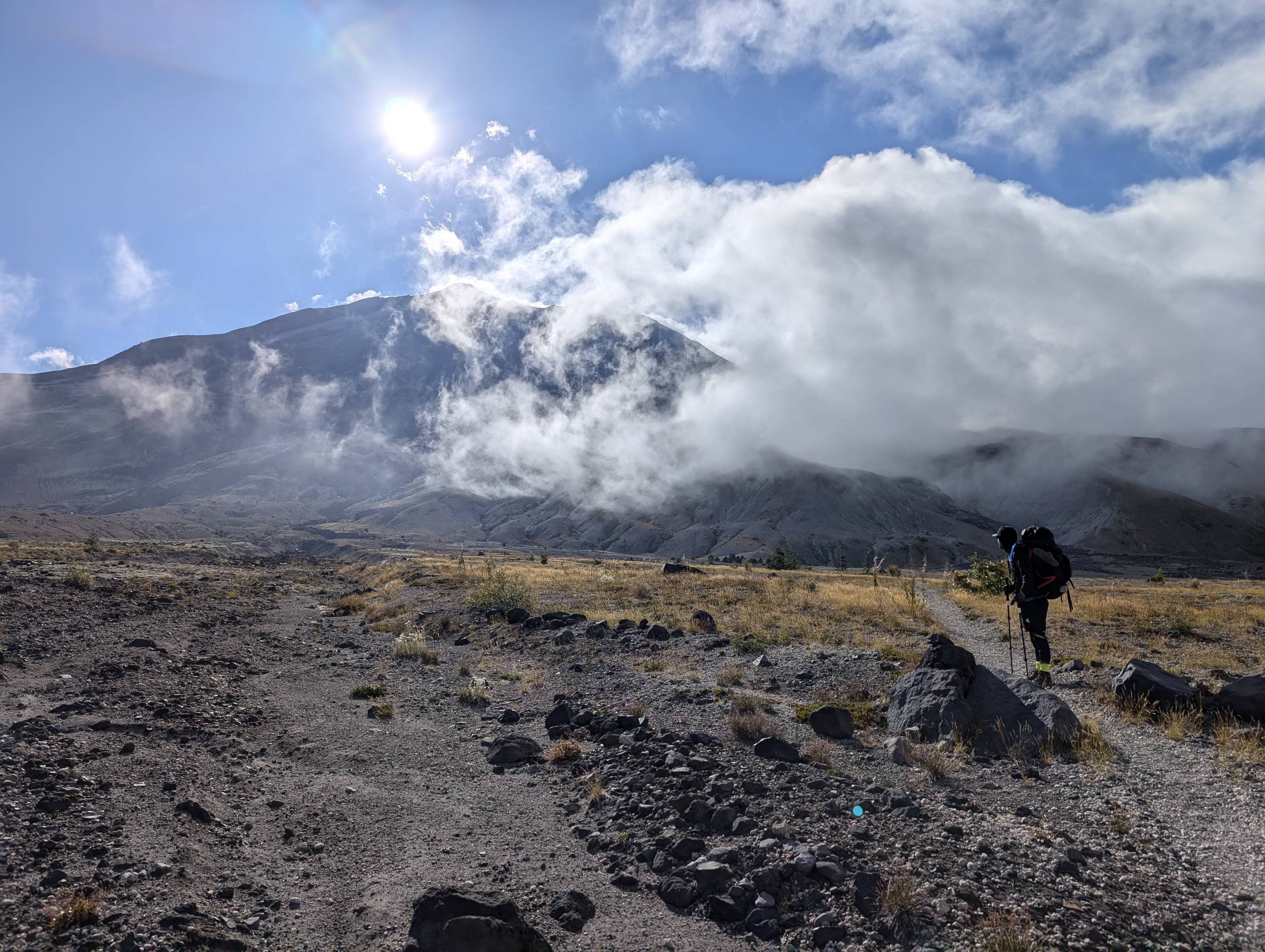 Clouds and wide open views along the Loowit Trail.