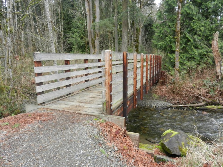 Bridge over Holder Creek. Photo by George & Sally. 