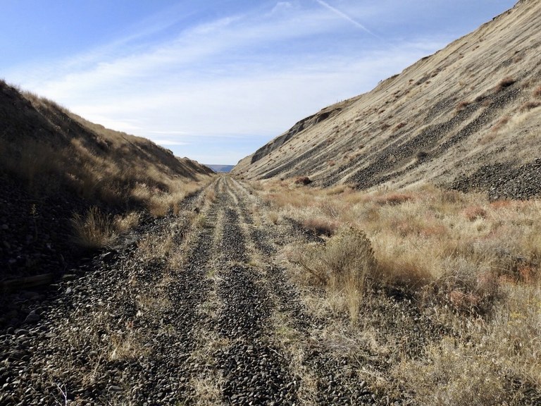 Columbia Plateau Trail. Photo by dschoonover.