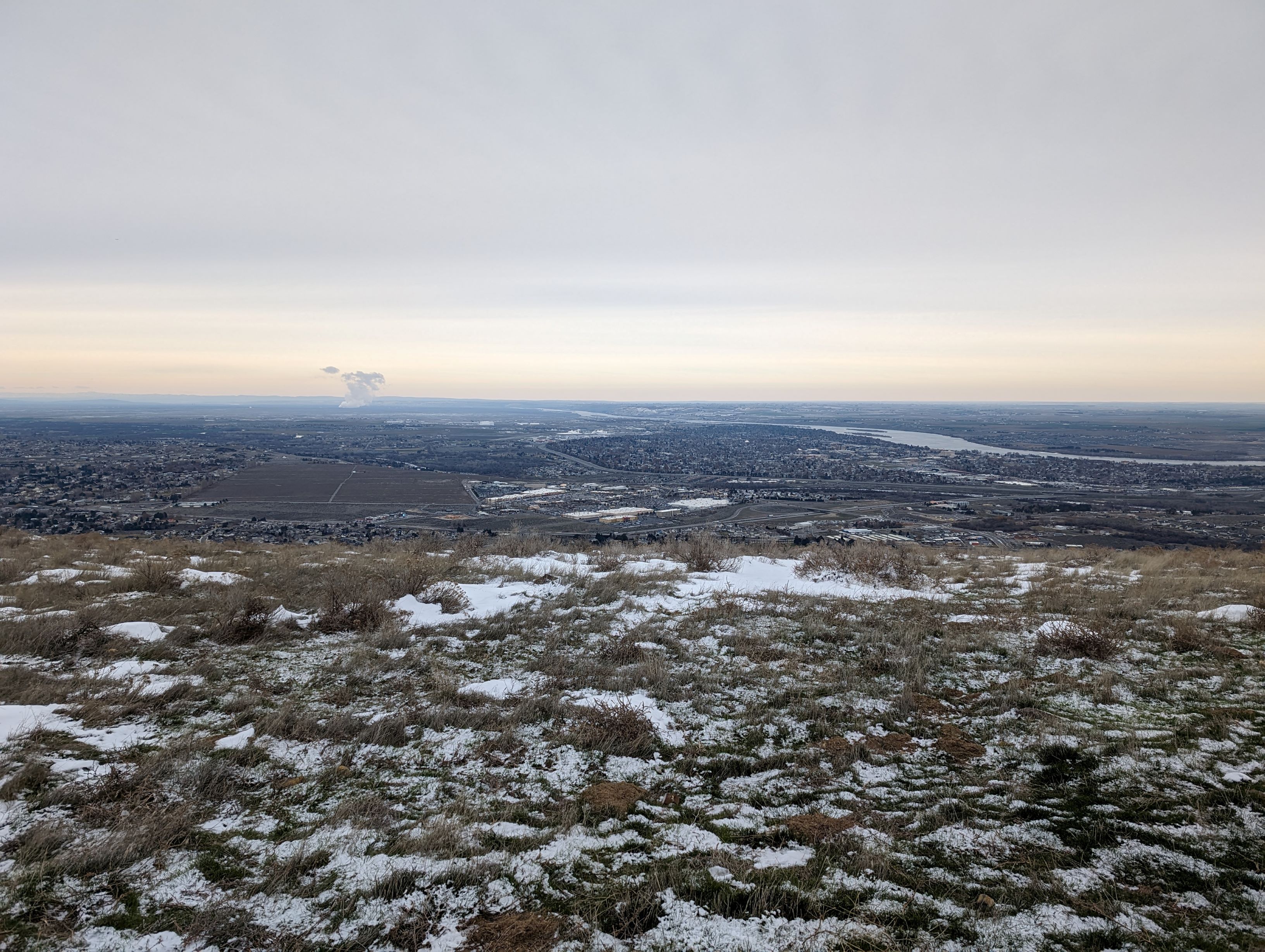 A light dusting of snow on the Badger Mountain - Canyon Trail. Photo by Ups and Downs.