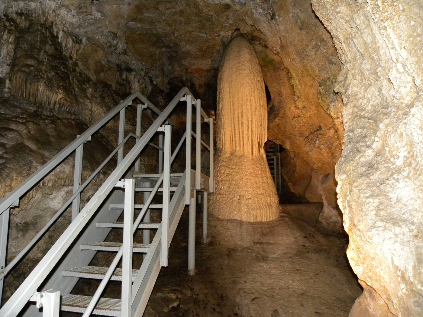 The inside of the third longest limestone cave in Washington.