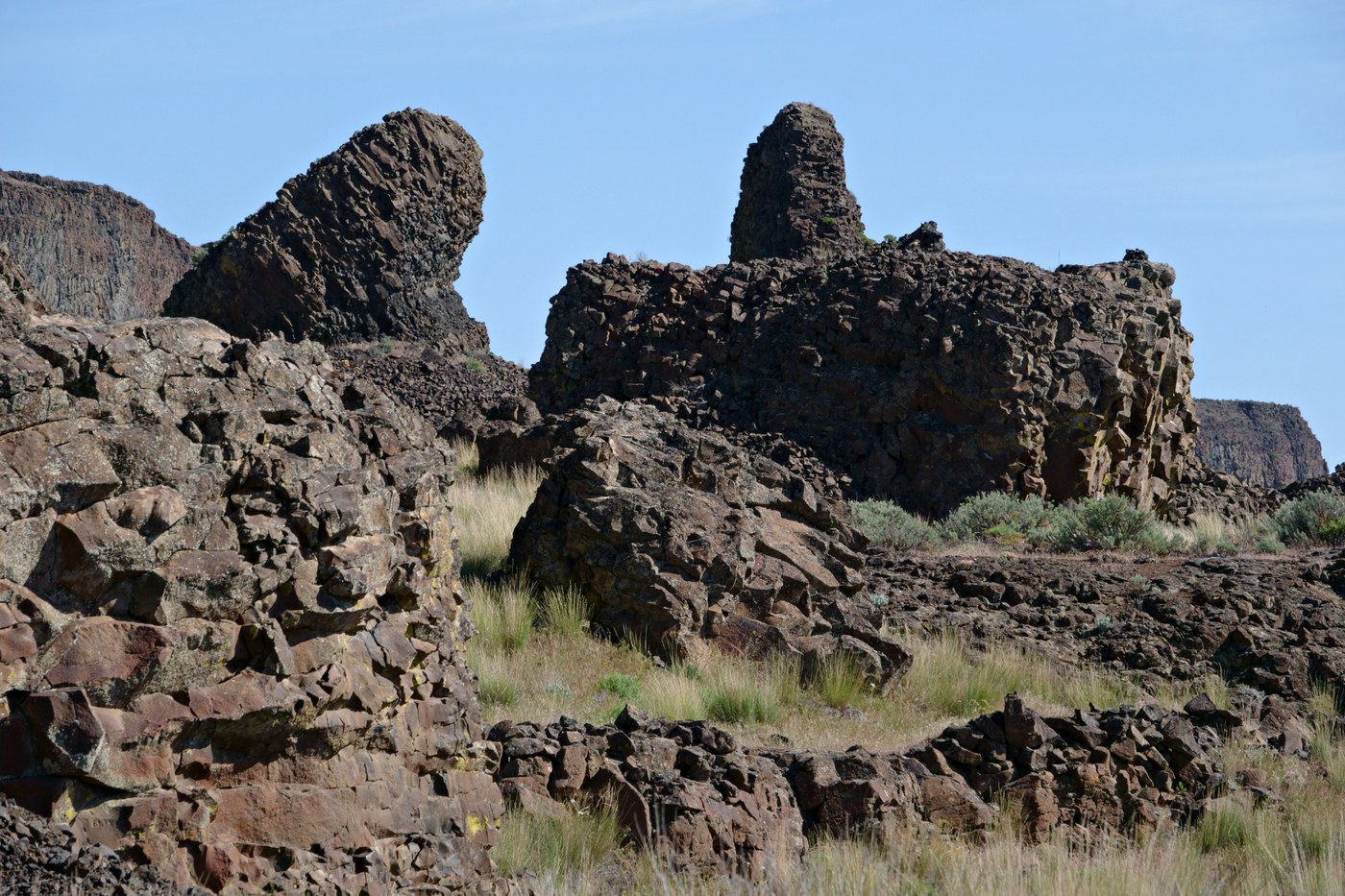 Rock outcroppings in central Washington