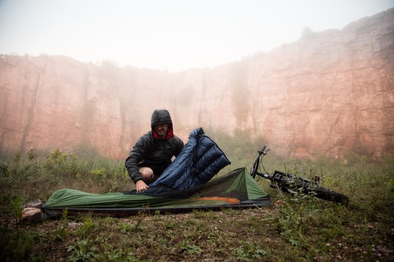 How to Choose a Sleeping Quilt