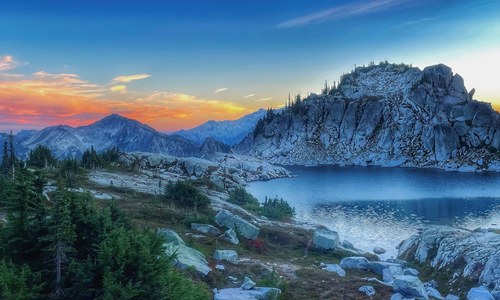 Alpine Lakes Sunset. Photo by Stephen Baugh.