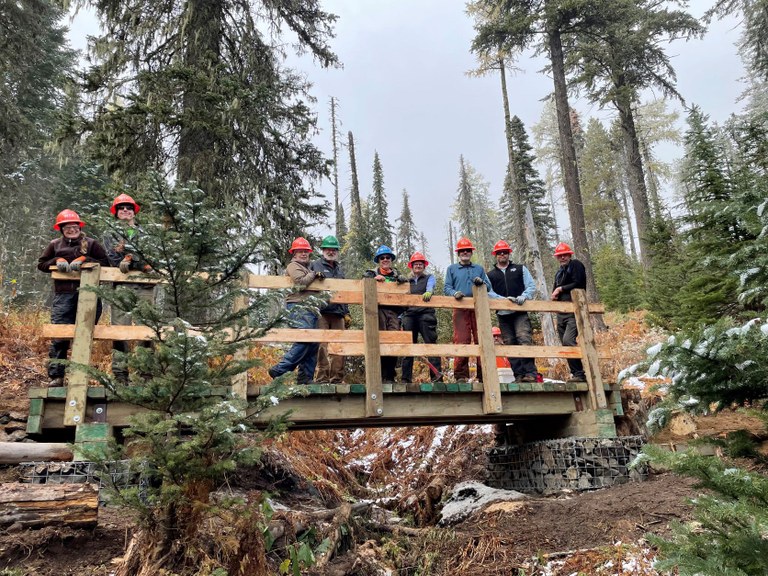 Alan (far right) with crew on bridge they completed. Mount Spokane - 4mb. Photo by Holly Weiler..jpg