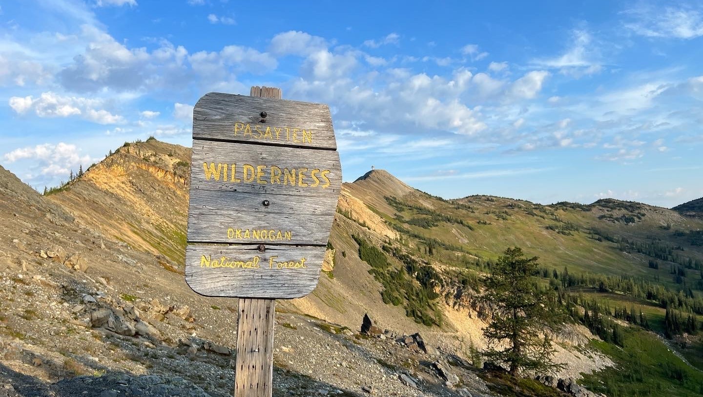 How do Forest Service roads signs - Pasayten Sign%20suzanne%20hartman%20cropped%202 