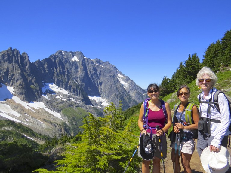 49 Donna, Bobbi, Carol, Sahalee Arm.jpg