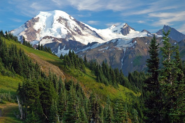 Doug's winning image from 2006 of Mt. Baker.