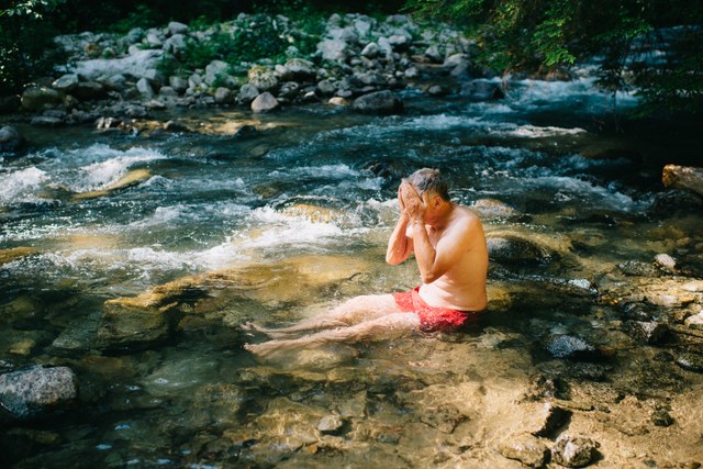 Taking a refreshing swim. Photo by Karen K. Wang.