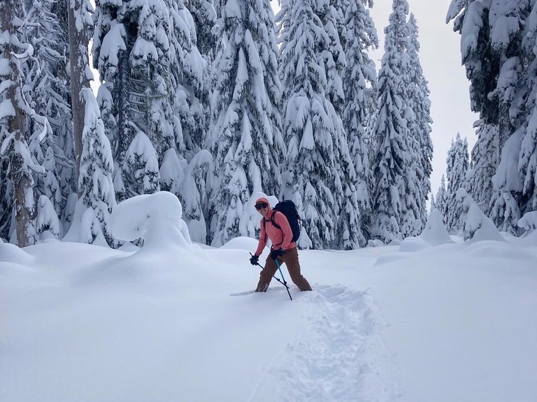 Snowy snowshoe/cross-country ski hike at Amabilis Mountain. Photo by trip reporter KC_6.