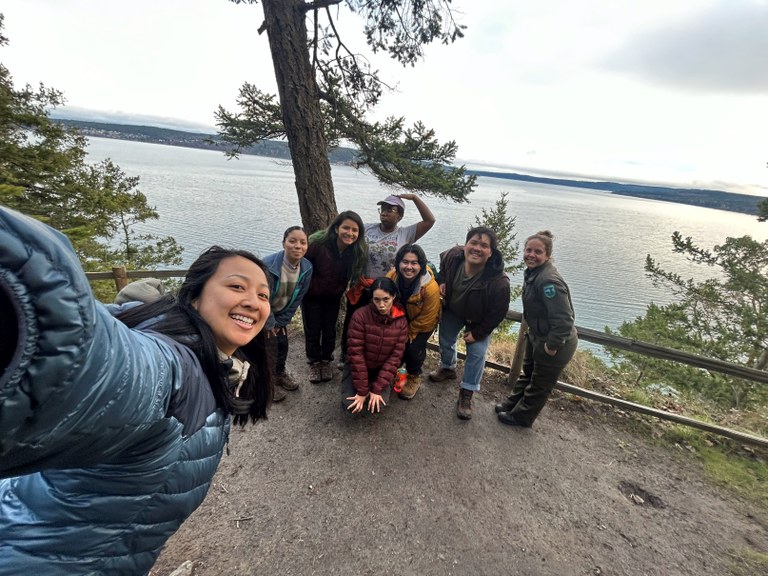 ELP selfie. Photo by MJ Sampang. Emerging Leaders Cohort taking a selfie. Photo by MJ Sampang.