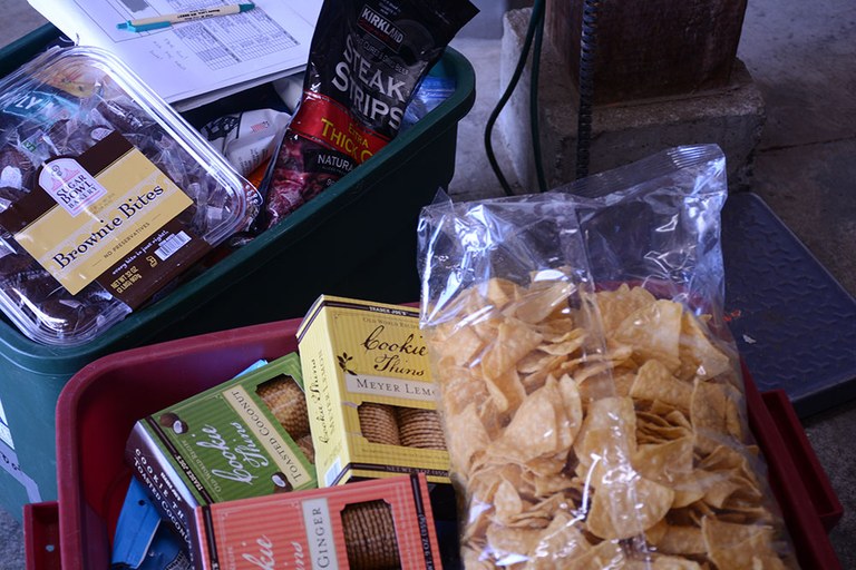 food-in-boxes-at-packing-facility_anna-roth.jpg food-in-boxes-at-packing-facility_anna-roth.jpg