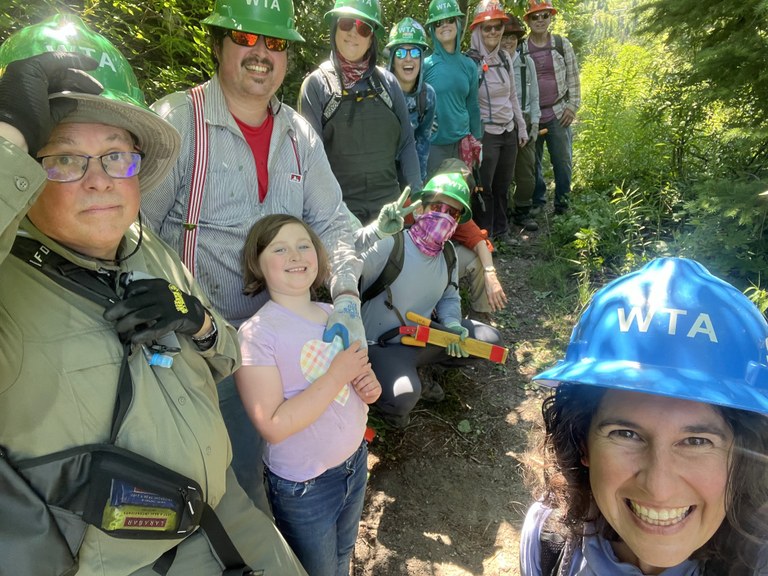 happy crew.jpg happy crew.jpg