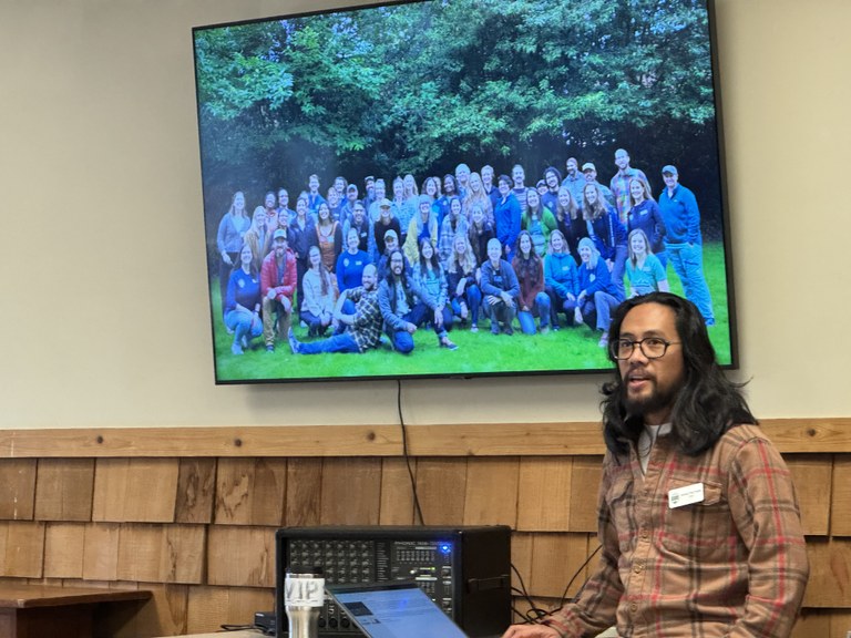 Olympics and South Puget Sound field manager Jeremy "Jay" Tarife sharing appreciations. Photo by Andrea Waite. IMG_6189.jpg
