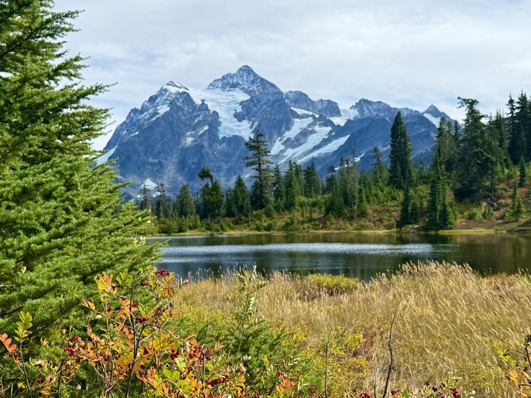 Picture Lake with Mount Shuskan in the background with fall colors. Photo by therealmchoy.