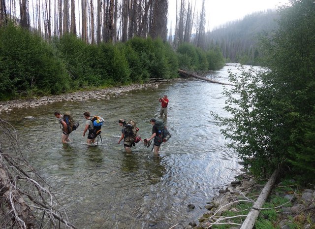 pasaytenrivercrossingbyloowit.jpg pasaytenrivercrossingbyloowit.jpg