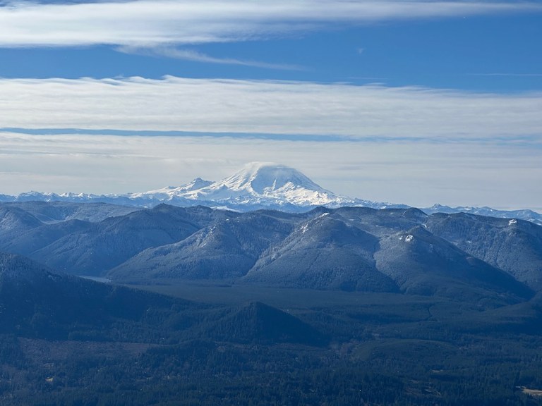 Mount Rainier from Mount Si photo by Daniel Poor Rainier on a sunny day