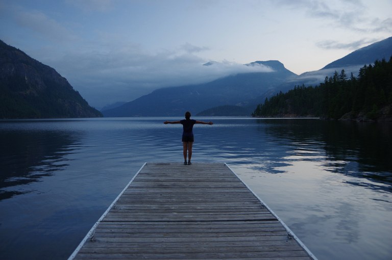 Ross Lake by Jennifer Lutz.jpg Ross Lake by Jennifer Lutz.jpg