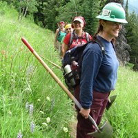 Hall Mountain Vol Vac WTA Volunteers work on Hall Mountain near Sullivan Lake. Photo Credit: Bill Love