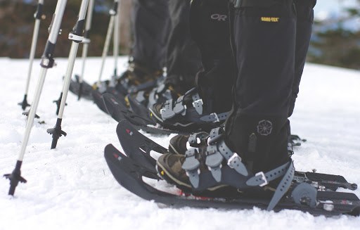 Youth group members wearing the KEEN Durand boots on a snowshoeing outing. Photo by Andrew Pringle.