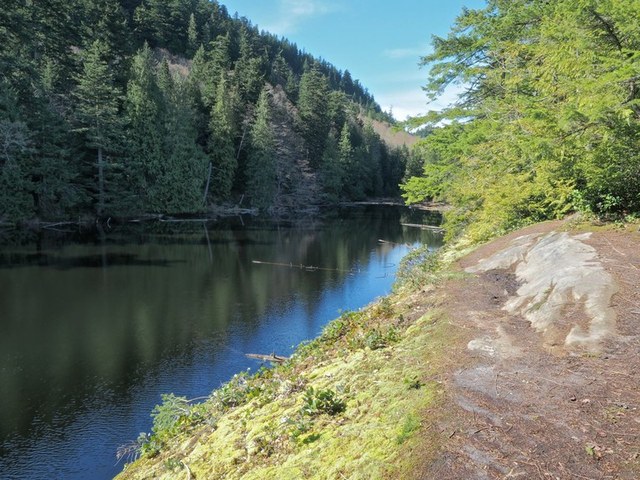 A great spot to have lunch at Lost Lake, now more accessible via the Rock Trail. Photo by Bob and Barb. 