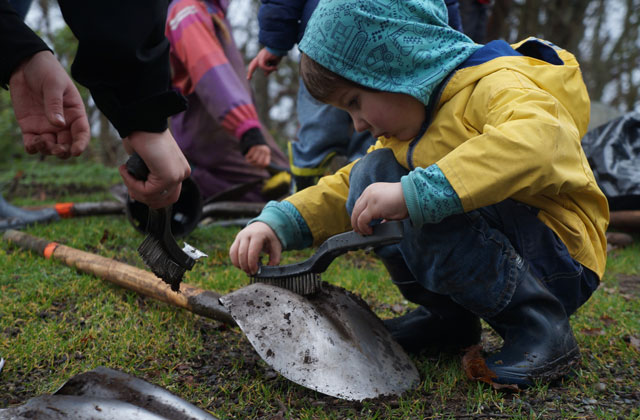 Cleaning the tools Heidi Watters Photo courtesy Heidi Watters.