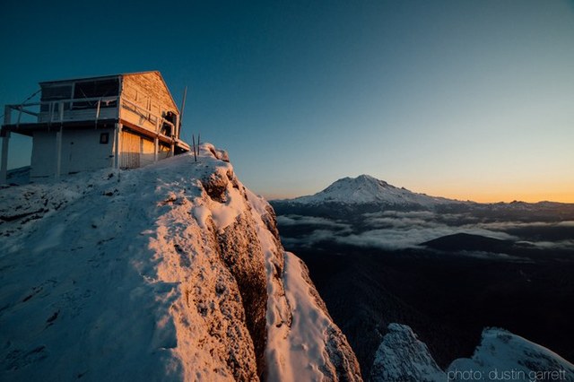 A dusting of snow on High Rock. Trip report by betheadventure. Photo by Dustin Garrett