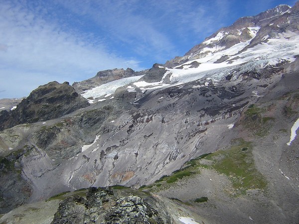 Tahoma Glacier from Pyramid summit