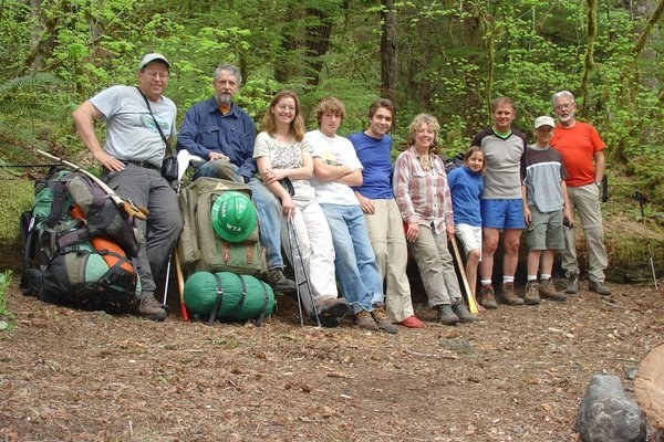 Don, Mark, Luba, Jake, Jason, Janice, Katie, Ritchie, Nathan, Tom (photo by Don)