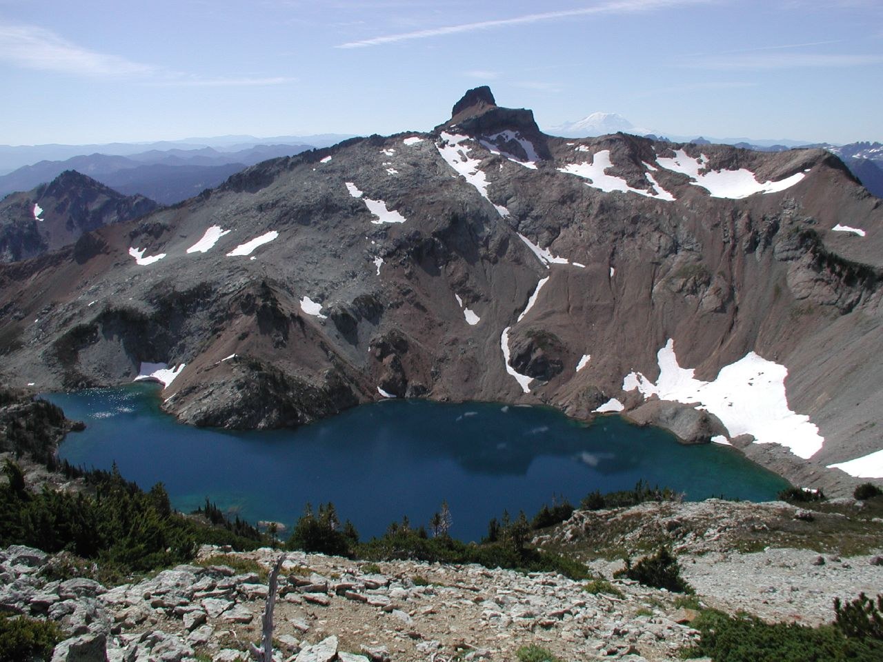 Circle Lake from SE Ridge, photo by Slugman