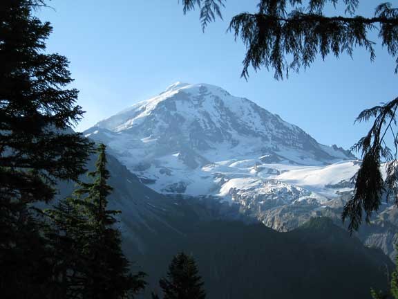 Mountain from Eagle Cliff. Photo by Quantum Guru