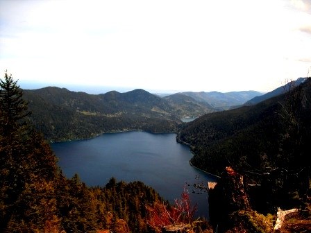 The view of Lake Crescent and the Strait from the summit (photo by Riri).