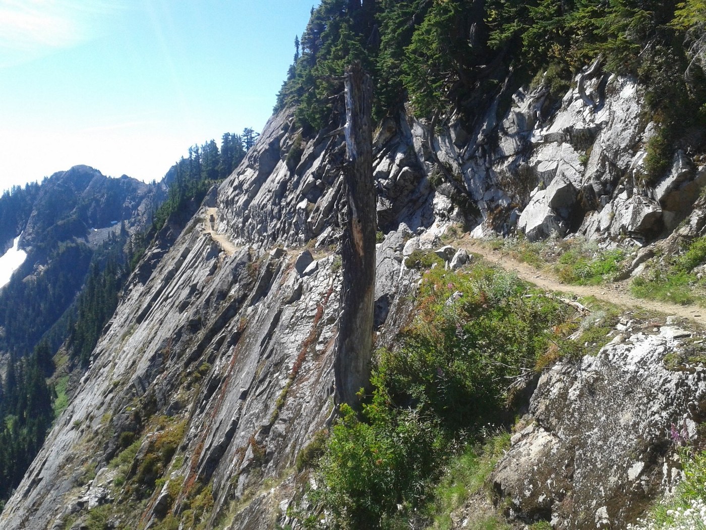 view of the katwalk from the other side