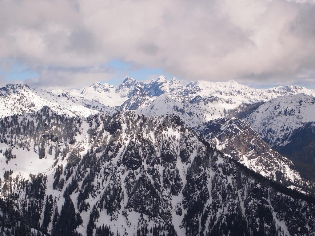 More gorgeous views, more or less to the east. That might be Three Brothers in the center.