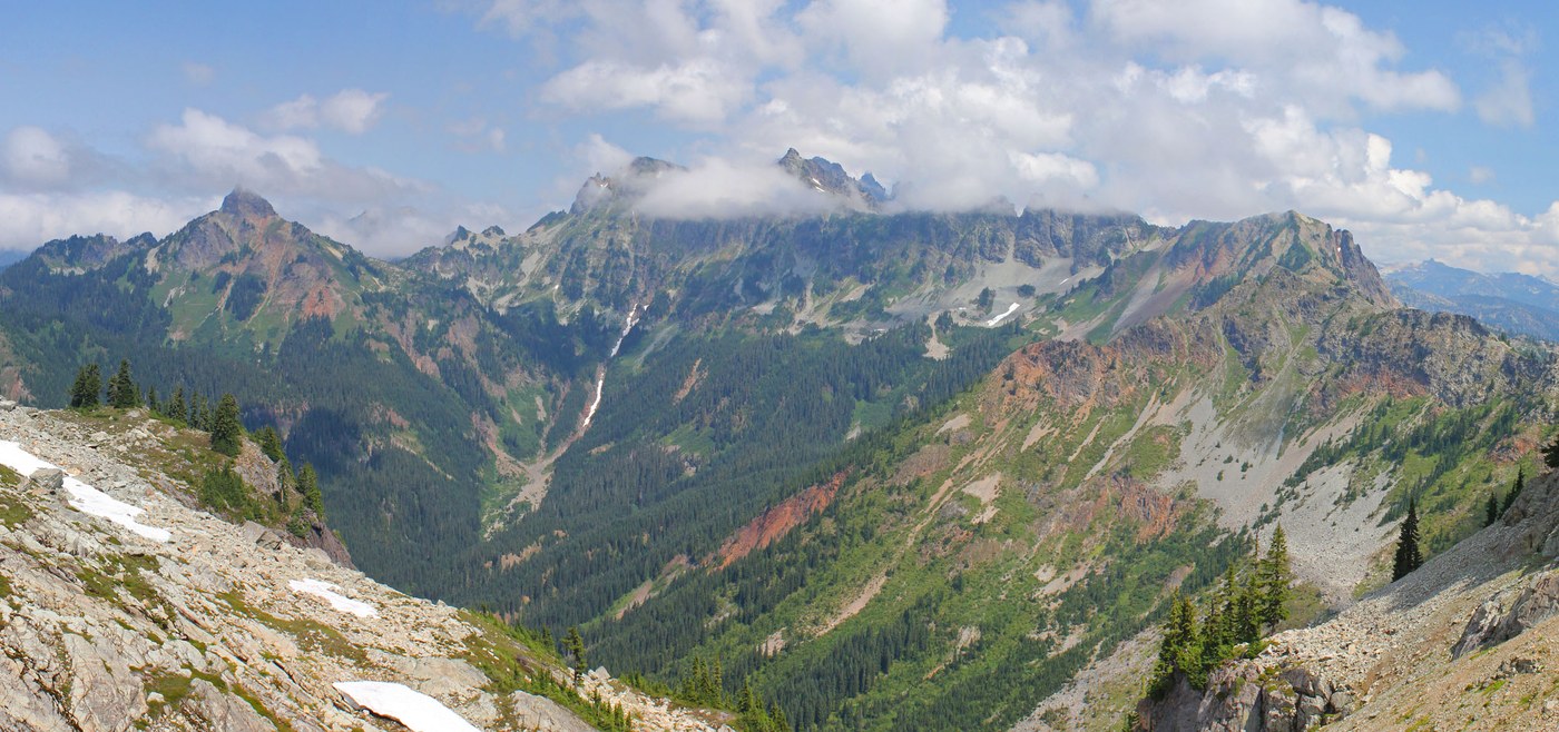 Chikamin Range from Pass near upper Lila lakes