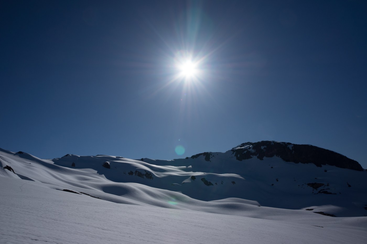 Gorgeous terrain along the Ptarmigan Ridge