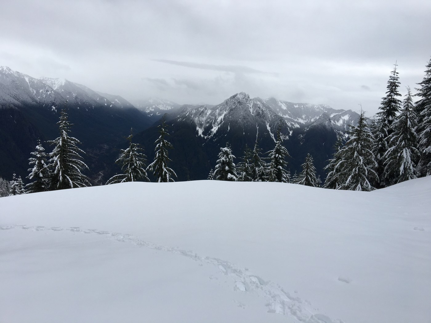 Bessemer Mountain by JohnFang