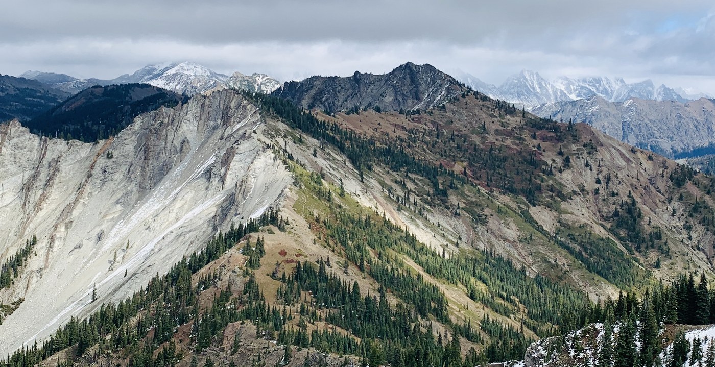 Dramatic fall views from the ridge. Photo by JAB7