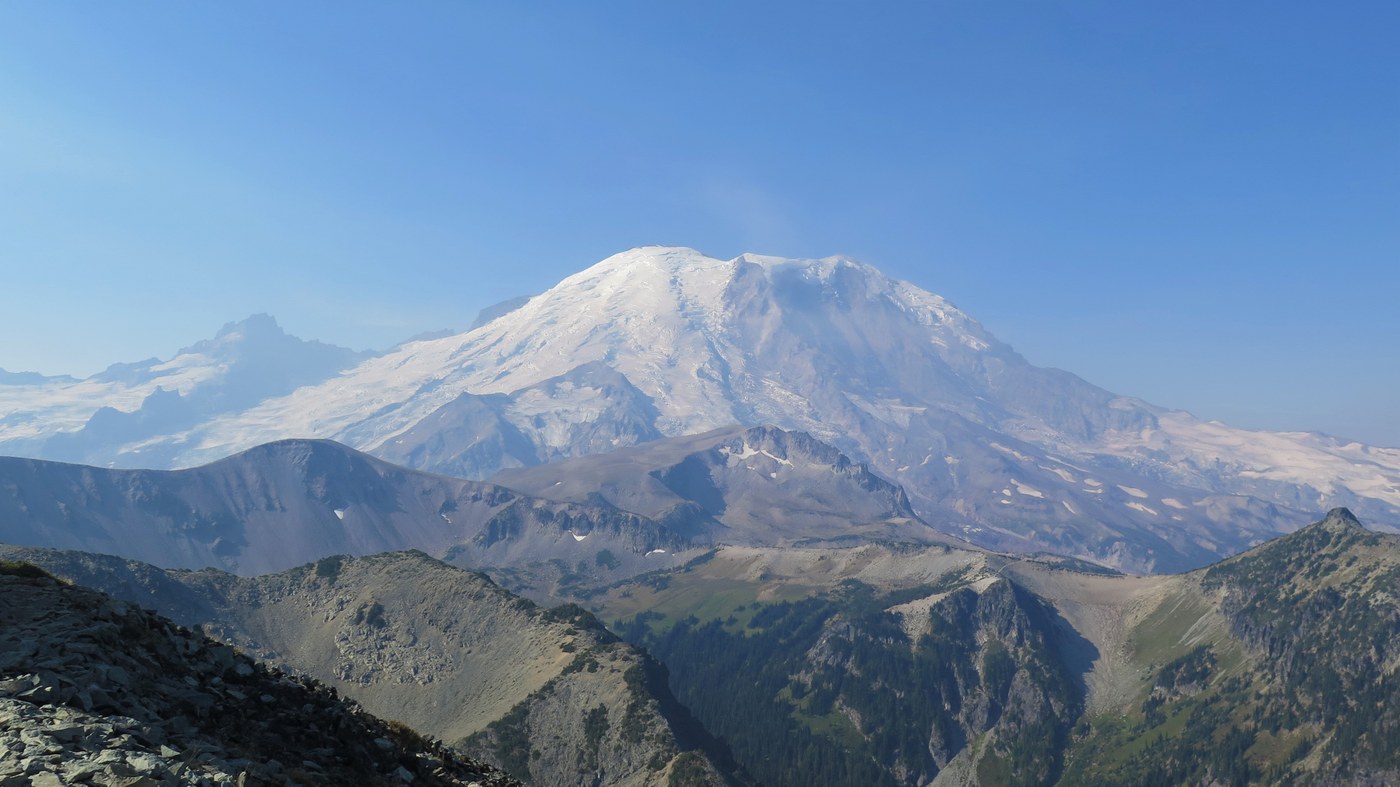 Rainier with the blobs of Burroughs 2 and 3 in front and pointy Skyscraper far right