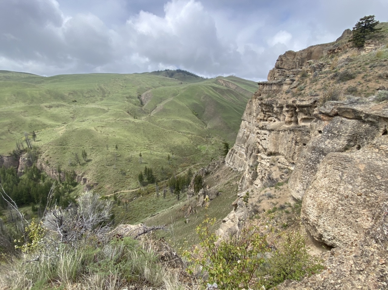 Pipestone Canyon Rim Trail — Washington Trails Association