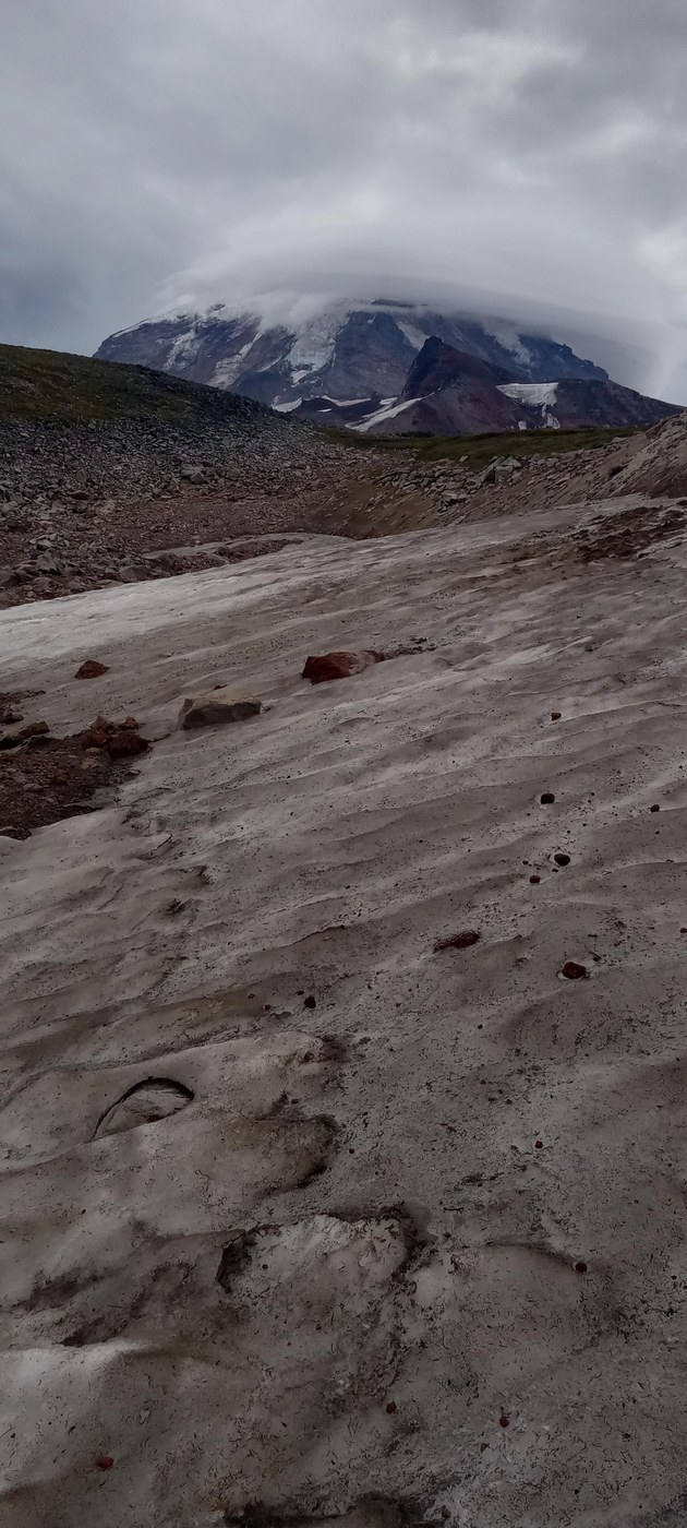 Small patch of snow at Spray Pass