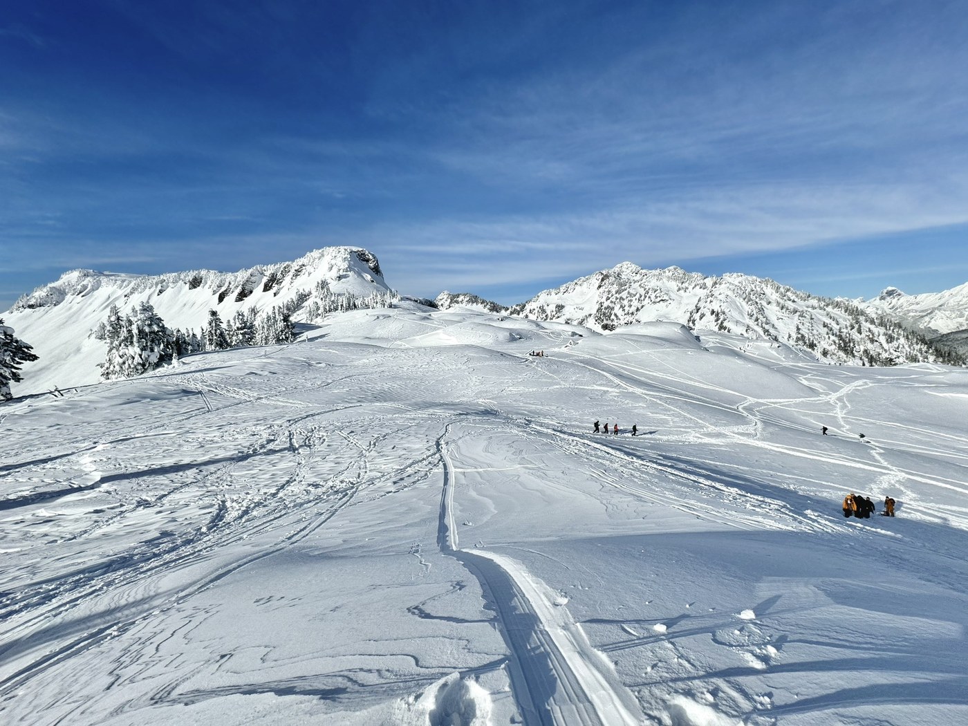 Artist Point Snowshoe by benhu