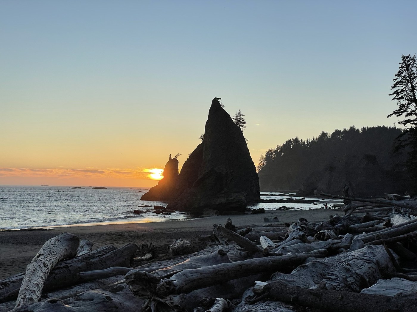 Rialto Beach and Hole-in-the-Wall by Hiker Mama