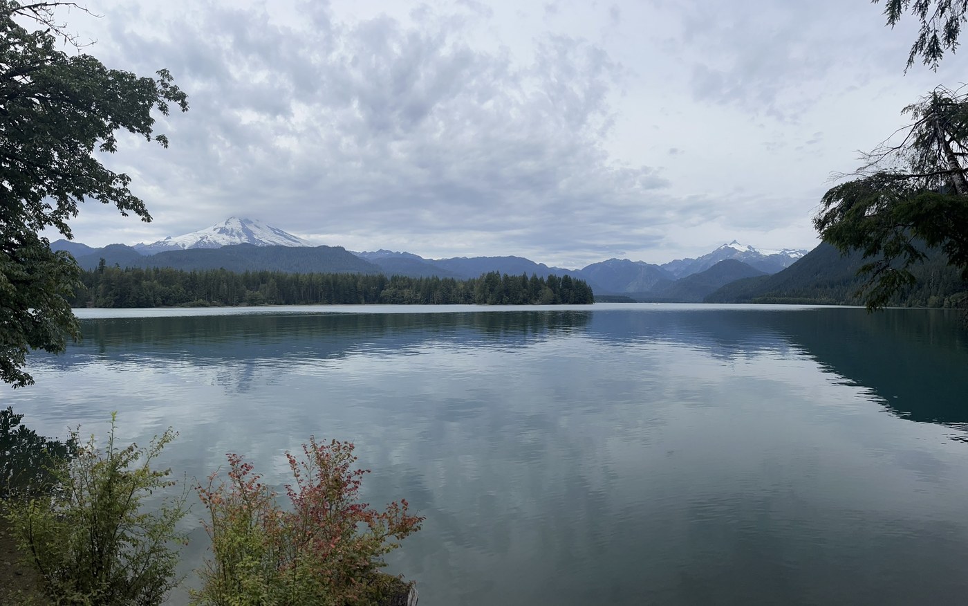 East Bank Baker Lake by Se Hace Camino Al Andar
