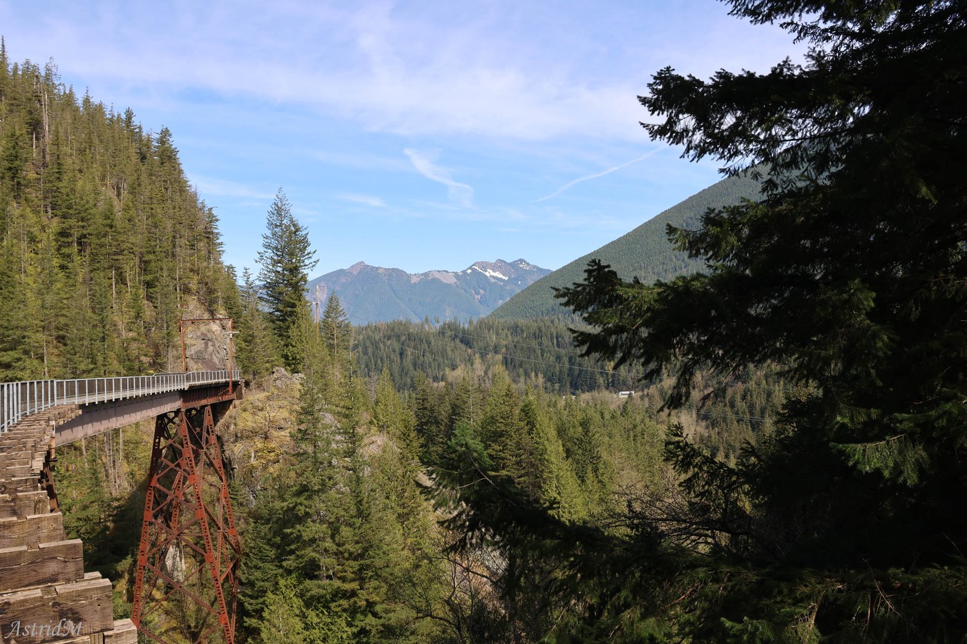 The trestle over Mine Creek along the Palouse to Cascades Trail. Photo by SnowHiker. 