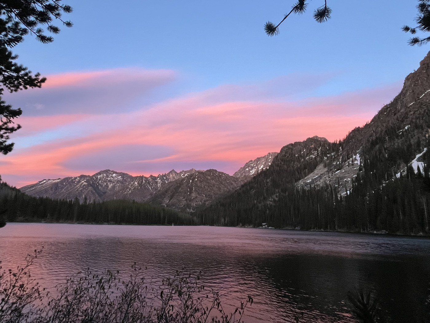 Colchuck Lake, Lake Stuart by N8172U