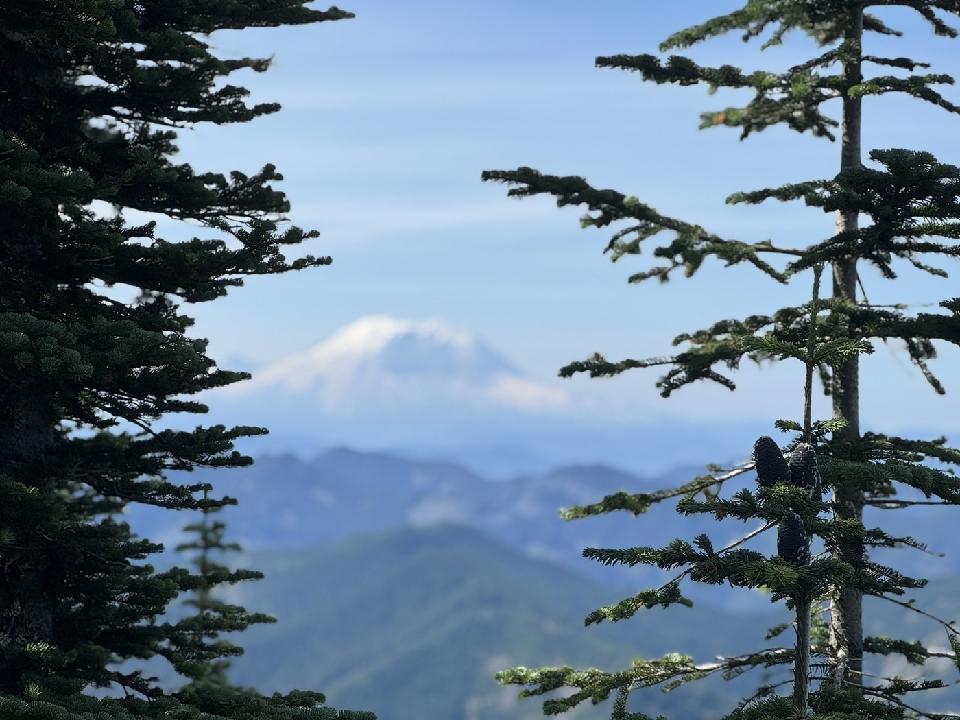 Bandera Mountain by seraphiH